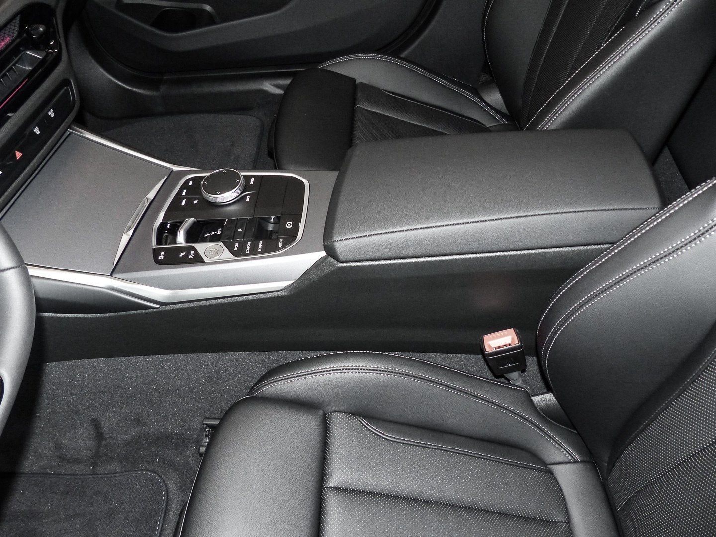 BMW 318 - Bild 10