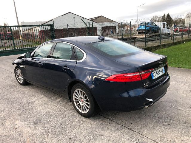 Jaguar XF 2.0 D   AWD