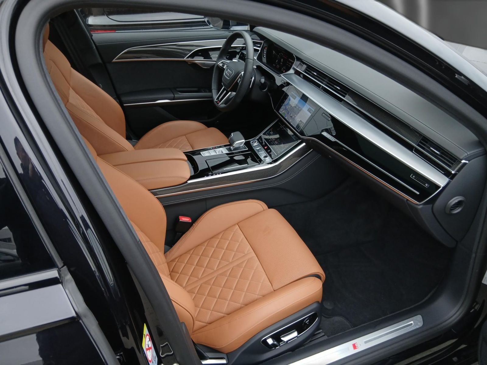 Audi A8 - Bild 10