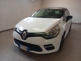 Renault Clio TCe 120CV EDC Start&Stop 5 porte En - Renault Clio mit Panoramadach