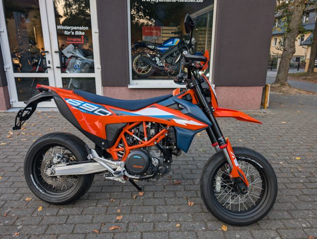 KTM 690 SMC