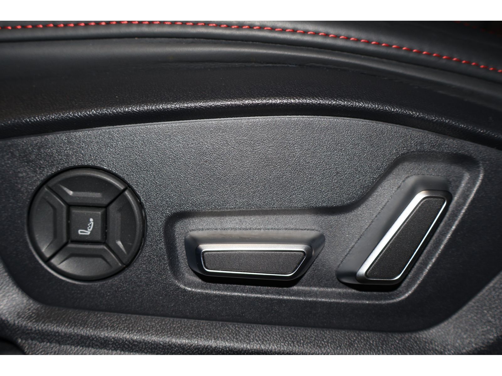 Audi RSQ8 - Bild 16