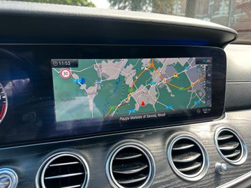 Mercedes E 350 - 9