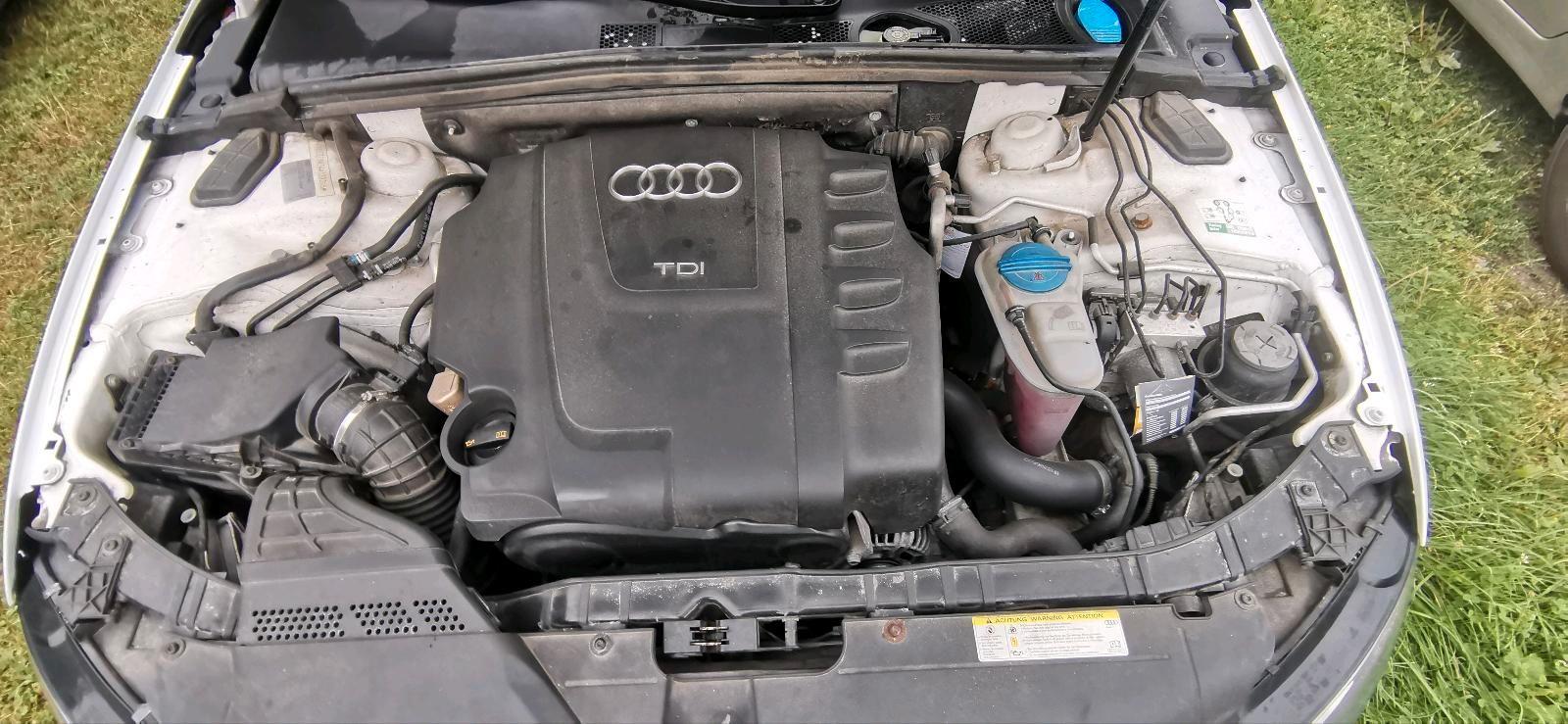 Audi A4 2010 — photo 8