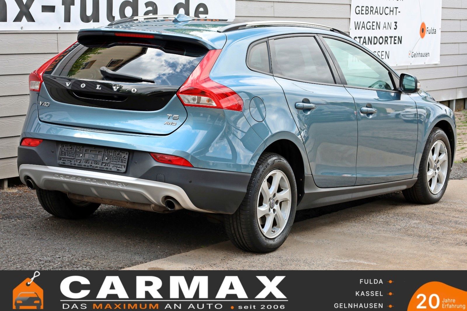 Fahrzeugabbildung Volvo V40 CrossCountry Kinetic AWD Navi,Panorama,Bliss