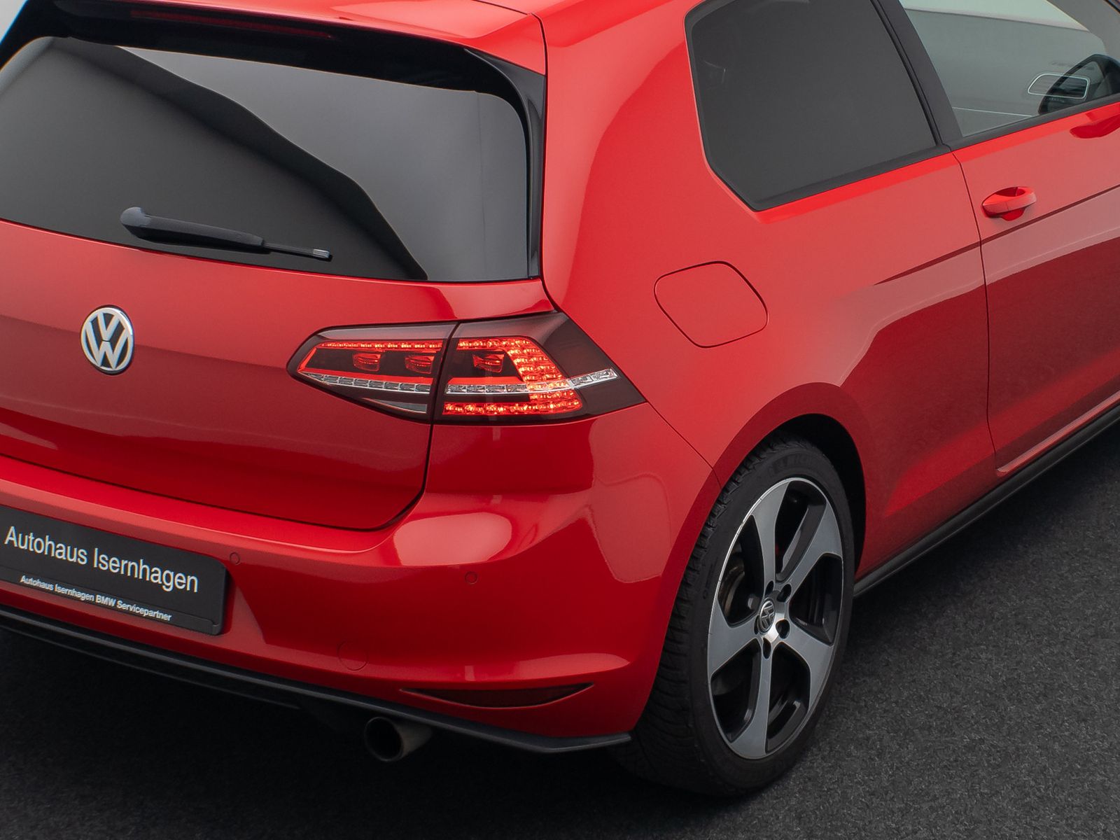 Fahrzeugabbildung Volkswagen Golf GTI Perform Sound PDC Navi Notbrems BiXenon