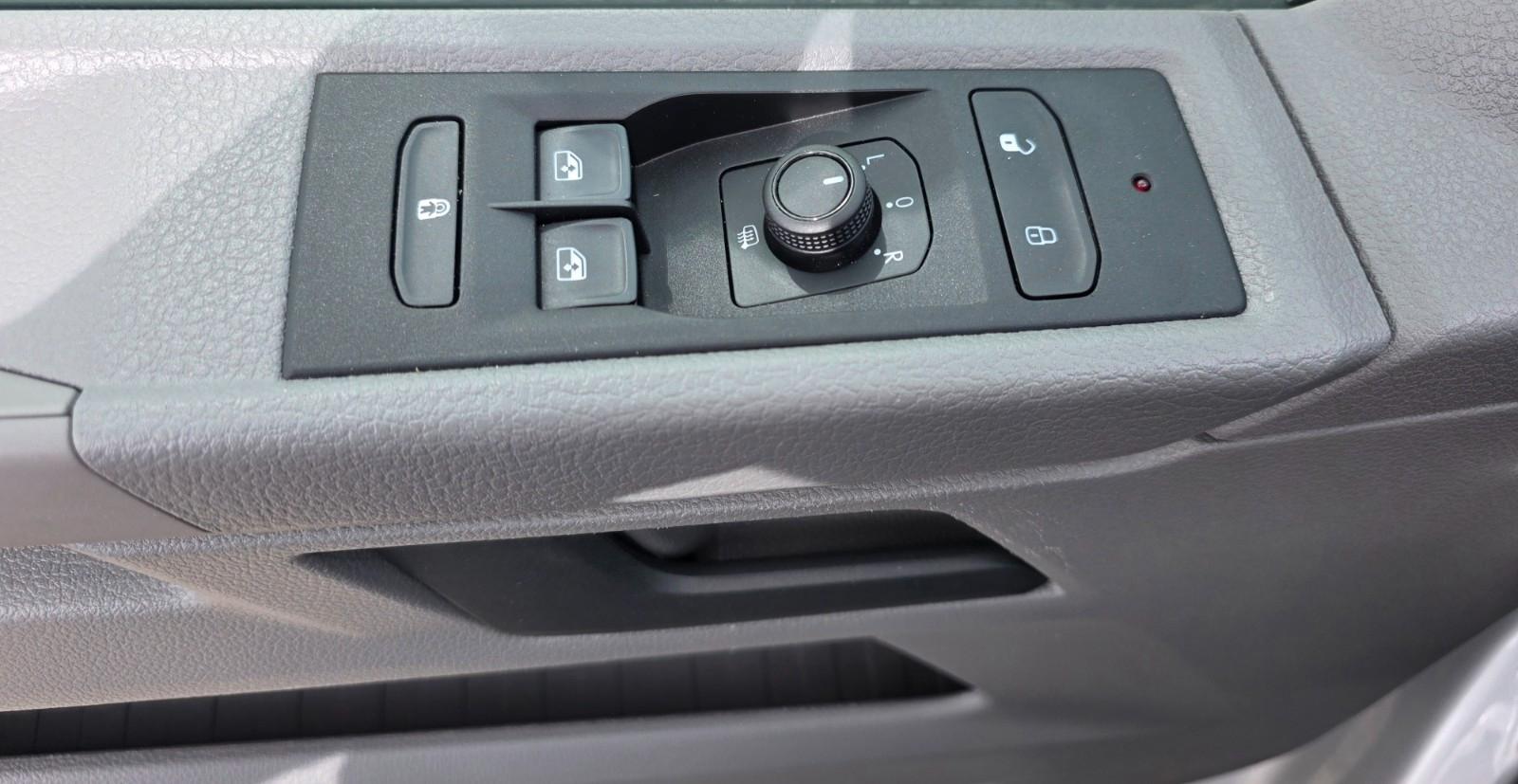 Volkswagen T6 Transporter Mixto lang 2.0TDI,Navi,YouTube!