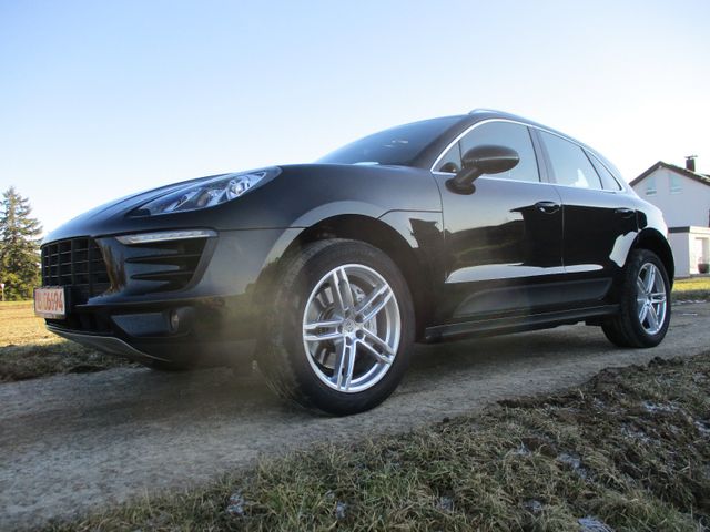 Porsche Macan S