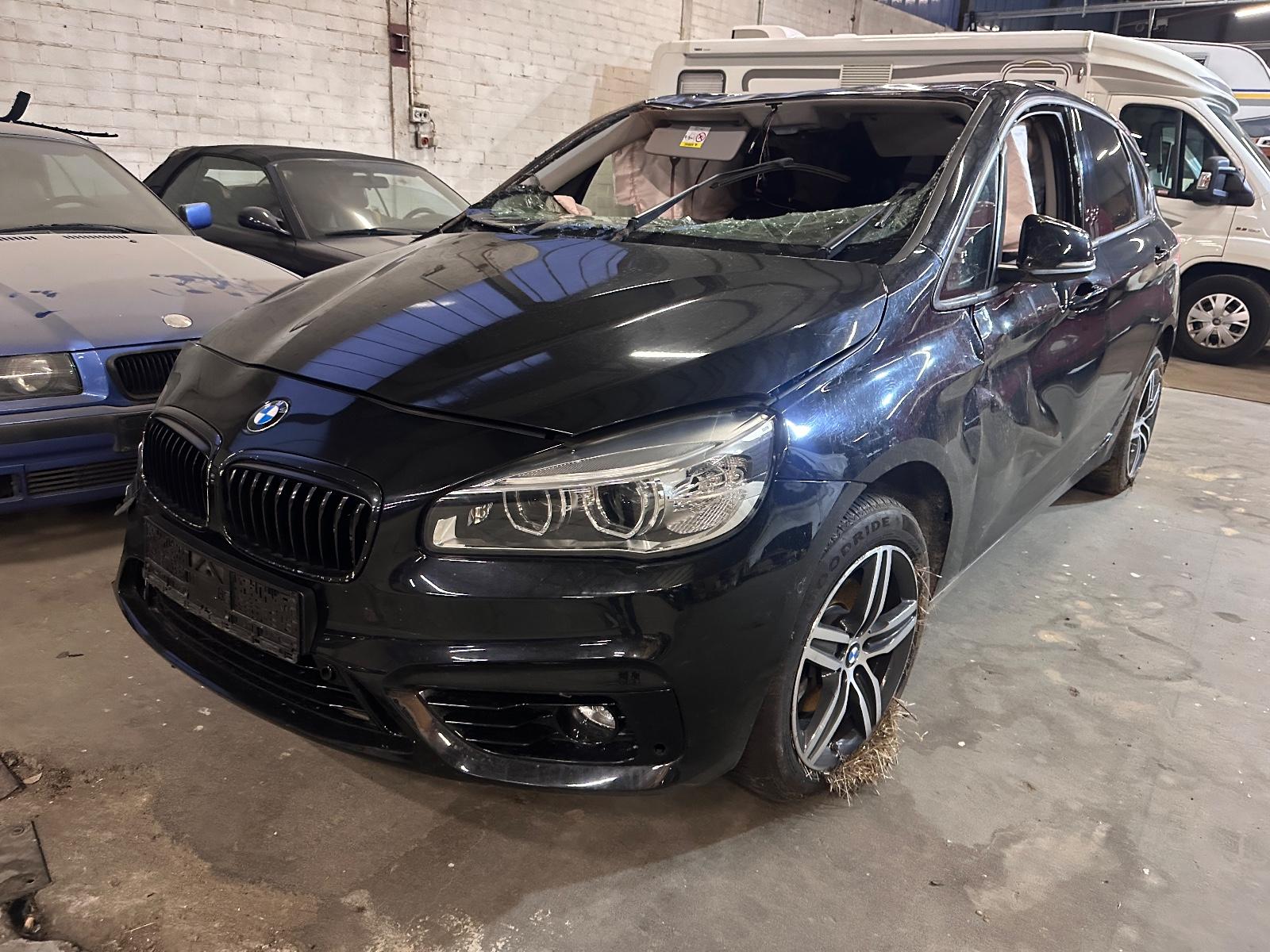 BMW 218 2 Active Tourer 218 d Navi LED