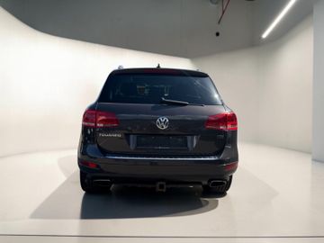 Volkswagen Touareg - 6
