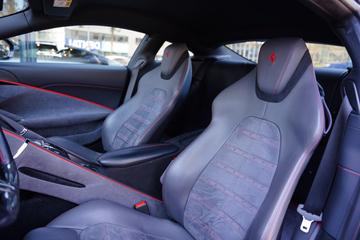 صورة 6 لـ 2020 Ferrari ROMA
