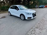 Audi A1 1.0 TFSI ultra Sportback - - Audi A1: Standheizung