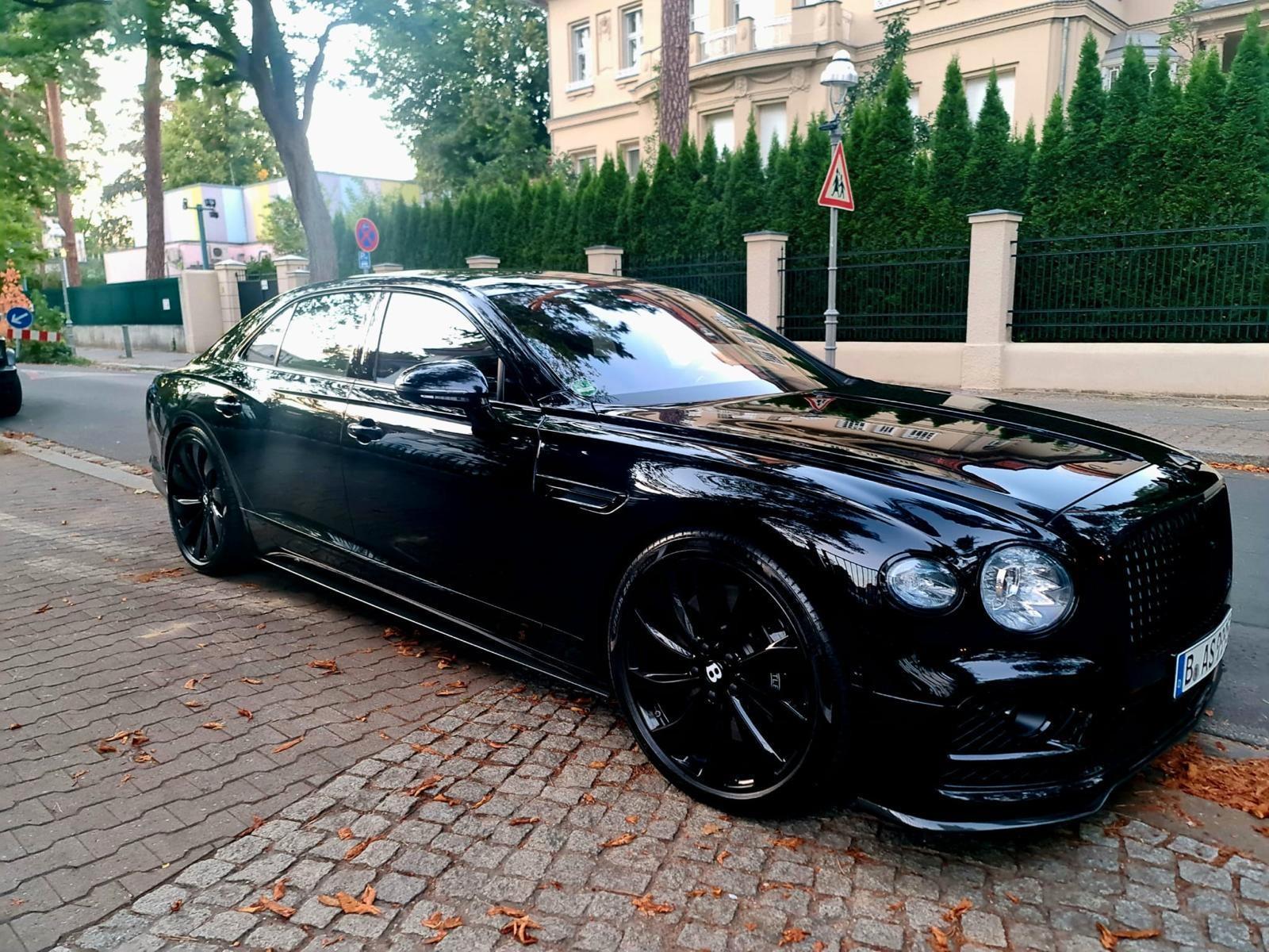Bentley FLYING SPUR*W12*FIRST EDITION*MIETKAUF*HIGH*SPEC