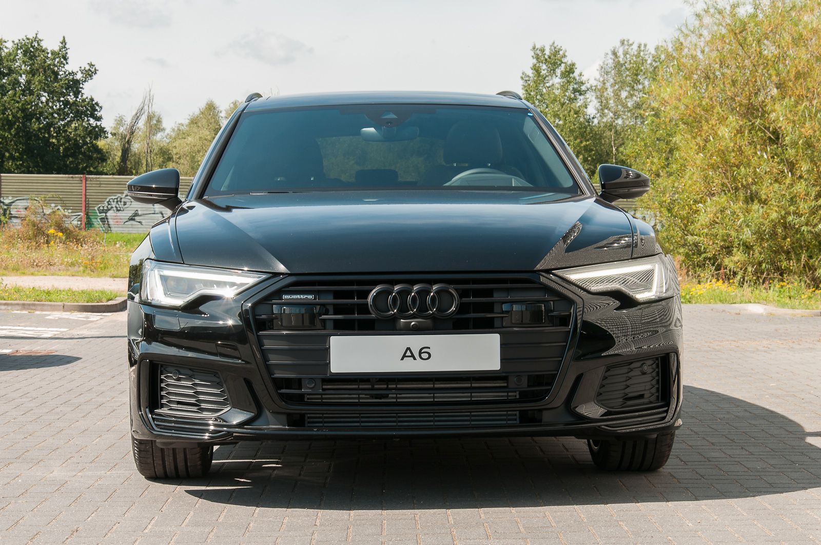 Fahrzeugabbildung Audi A6 Avant sport 45 TFSI quattro 195(265) kW(PS) S