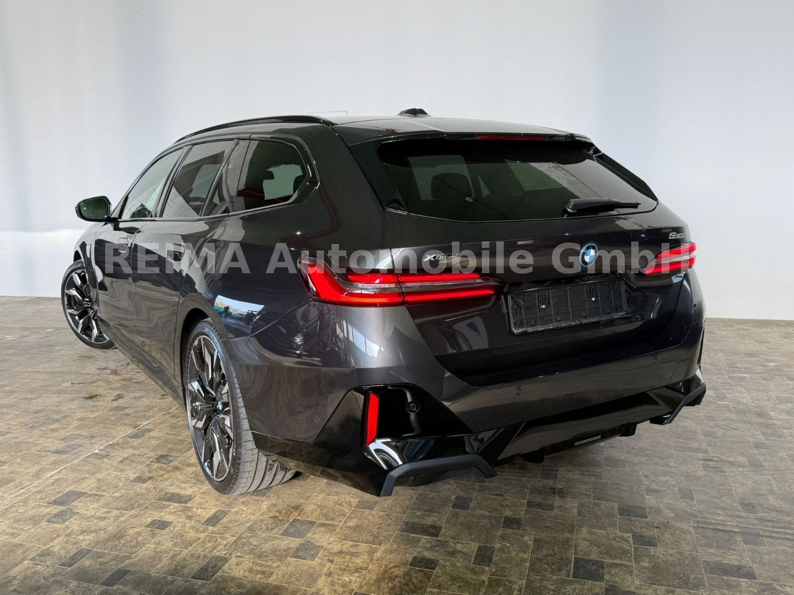 Fahrzeugabbildung BMW 530 e Touring xDrive M Sportpaket Pro,Pano, 21"