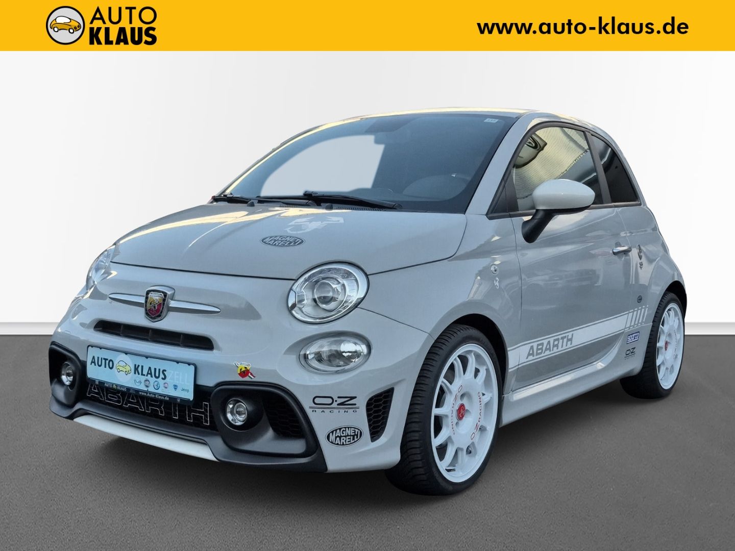 Gebrauchtwagen Abarth 595 595 1.4 PDC Sportfahrwerk CarPlay Klima Bi-Xenon in Zell/Mosel