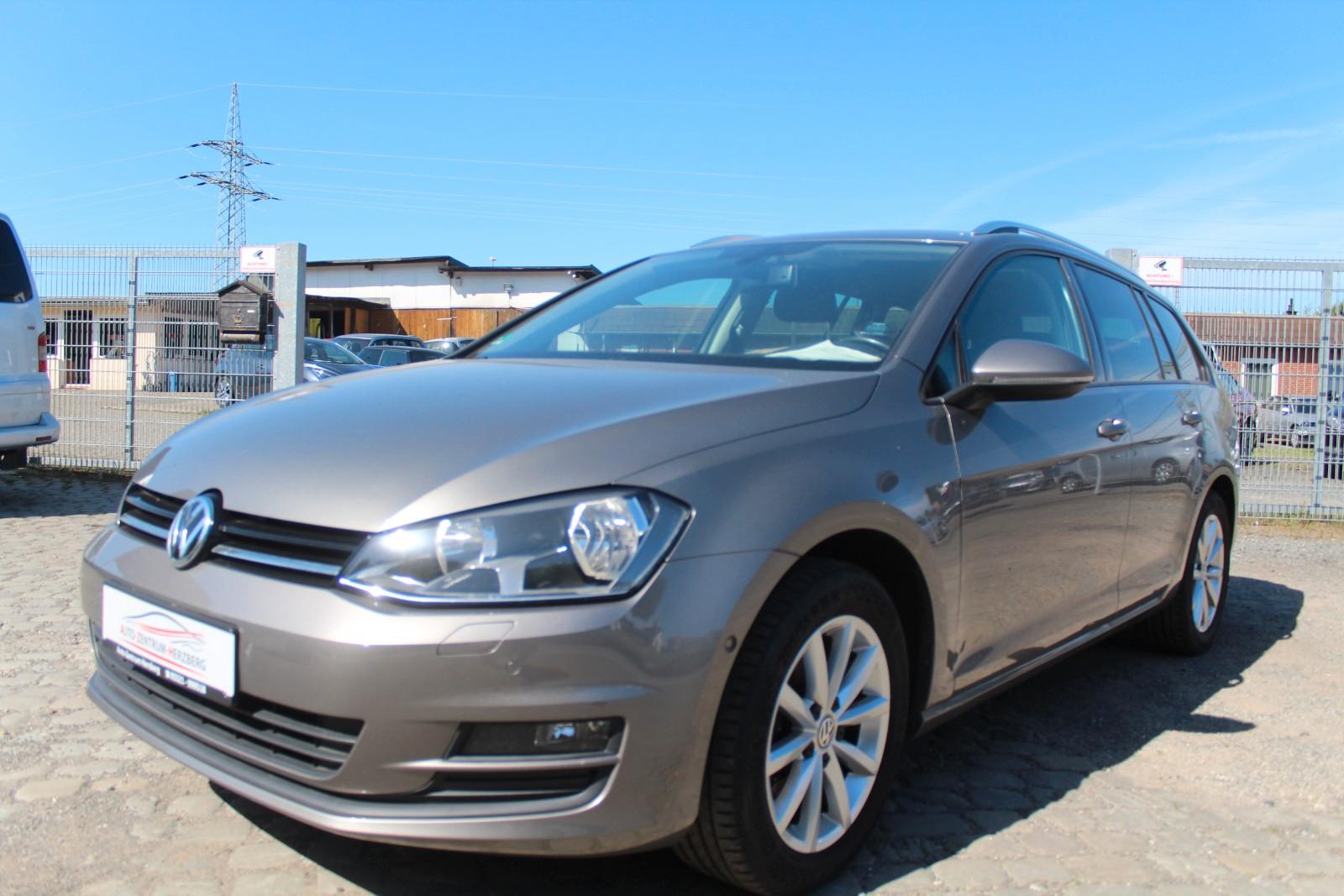 Volkswagen Golf 2015 — interior