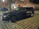 Audi a4 b8 - Audi A4 aus 2010 mit Diesel-Antrieb: Limousine