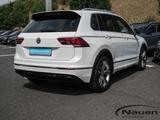 Volkswagen Tiguan R-Line IQ.DRIVE *AHK*NAVI*LED*SHZ - VW Tiguan Gebrauchtwagen in Duisburg