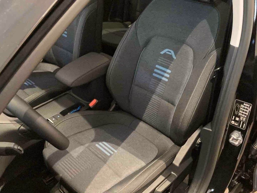 Fahrzeugabbildung Ford Focus 1.0EB 155PS mHEV Turnier Active Style