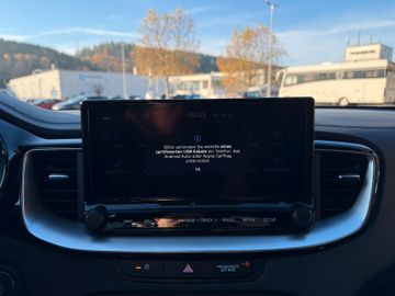 Kia Ceed GT 1.6 T-GDI DCT7 Memory Navi AHK abnehmbar