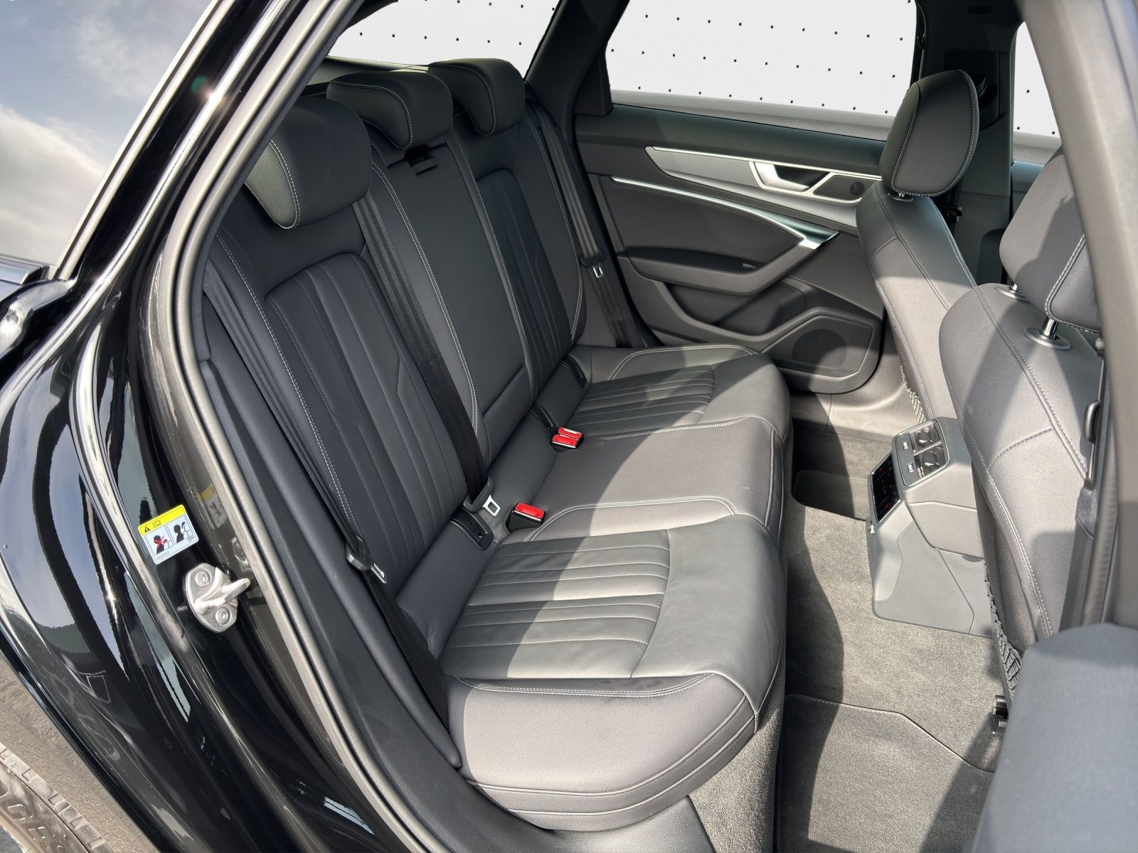 Audi A6 - Bild 12