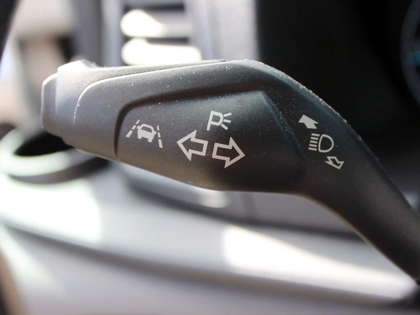 Fahrzeugabbildung Ford Transit Custom Kasten 280 L1 Trend