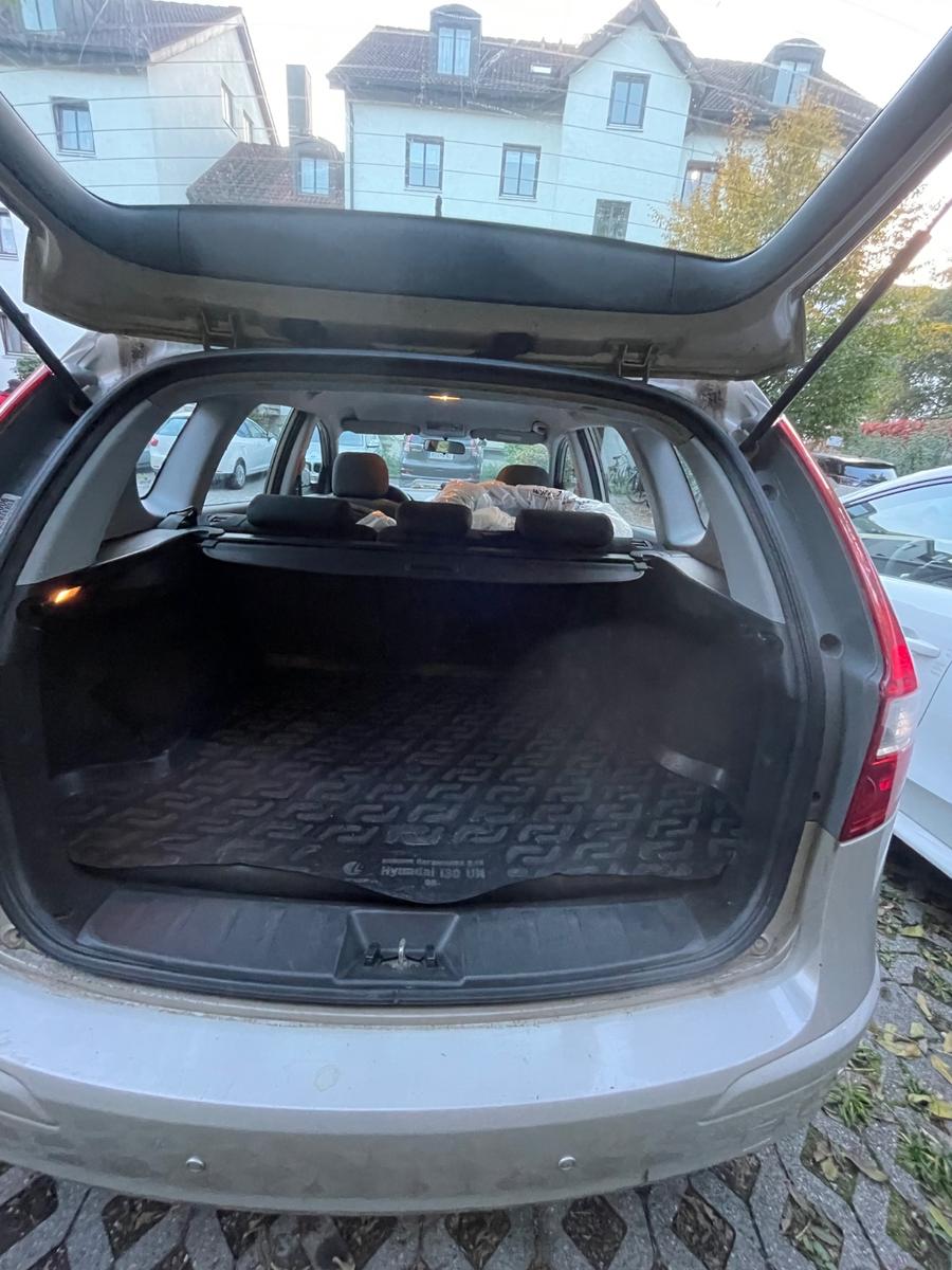 Hyundai i30 2011 — photo 9