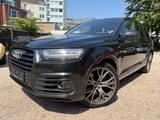 Audi SQ7 4.0TDI QUATTRO/PANO/H-UP/MULTIMEDIA*MAX-VOLL - schwarze Audi SQ7