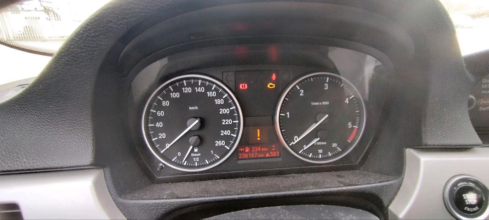 BMW  2010 — photo 5