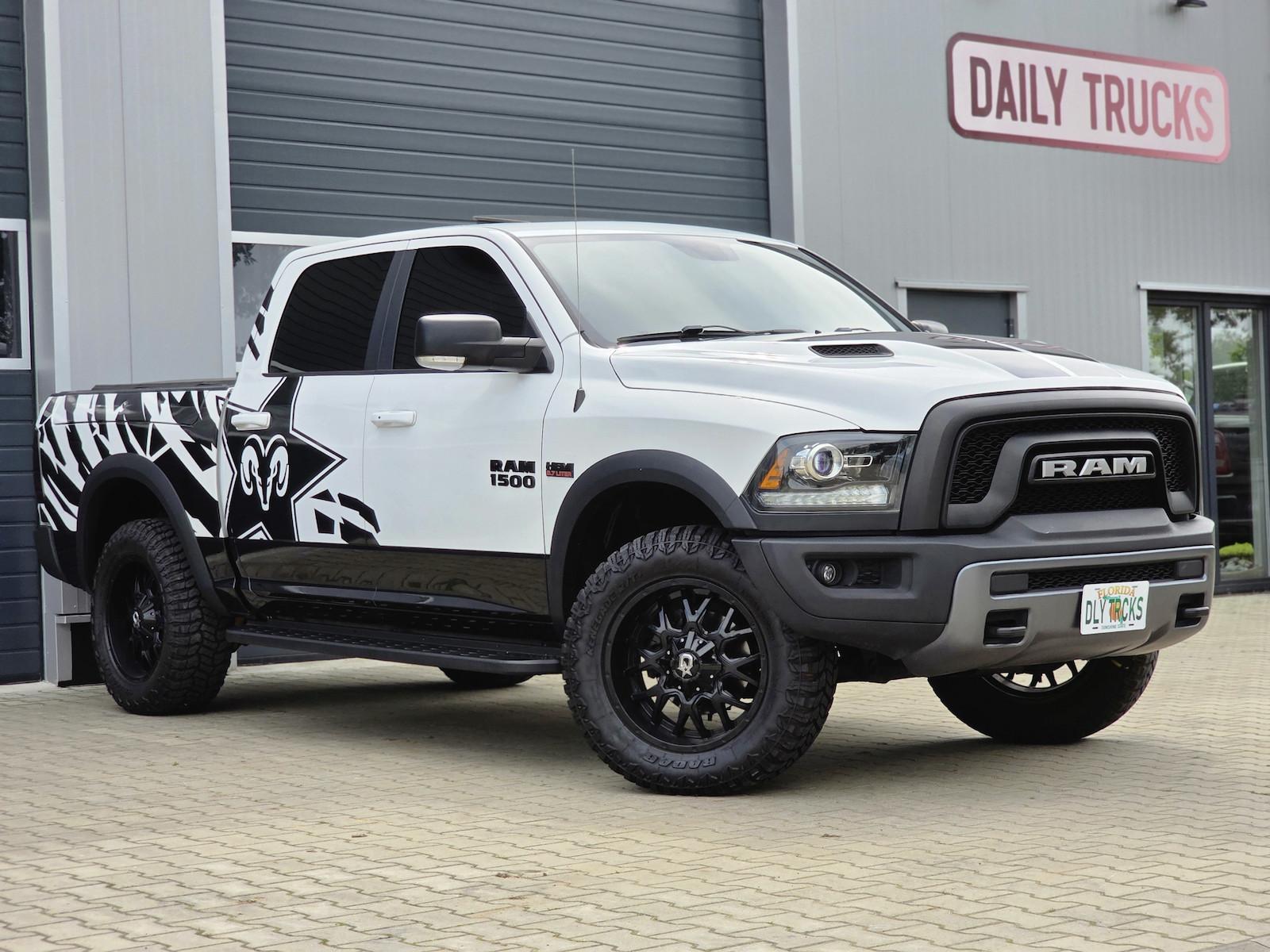 Dodge RAM 1500 5.7 4x4 Rebel LPG AHK RAMBOX PDC