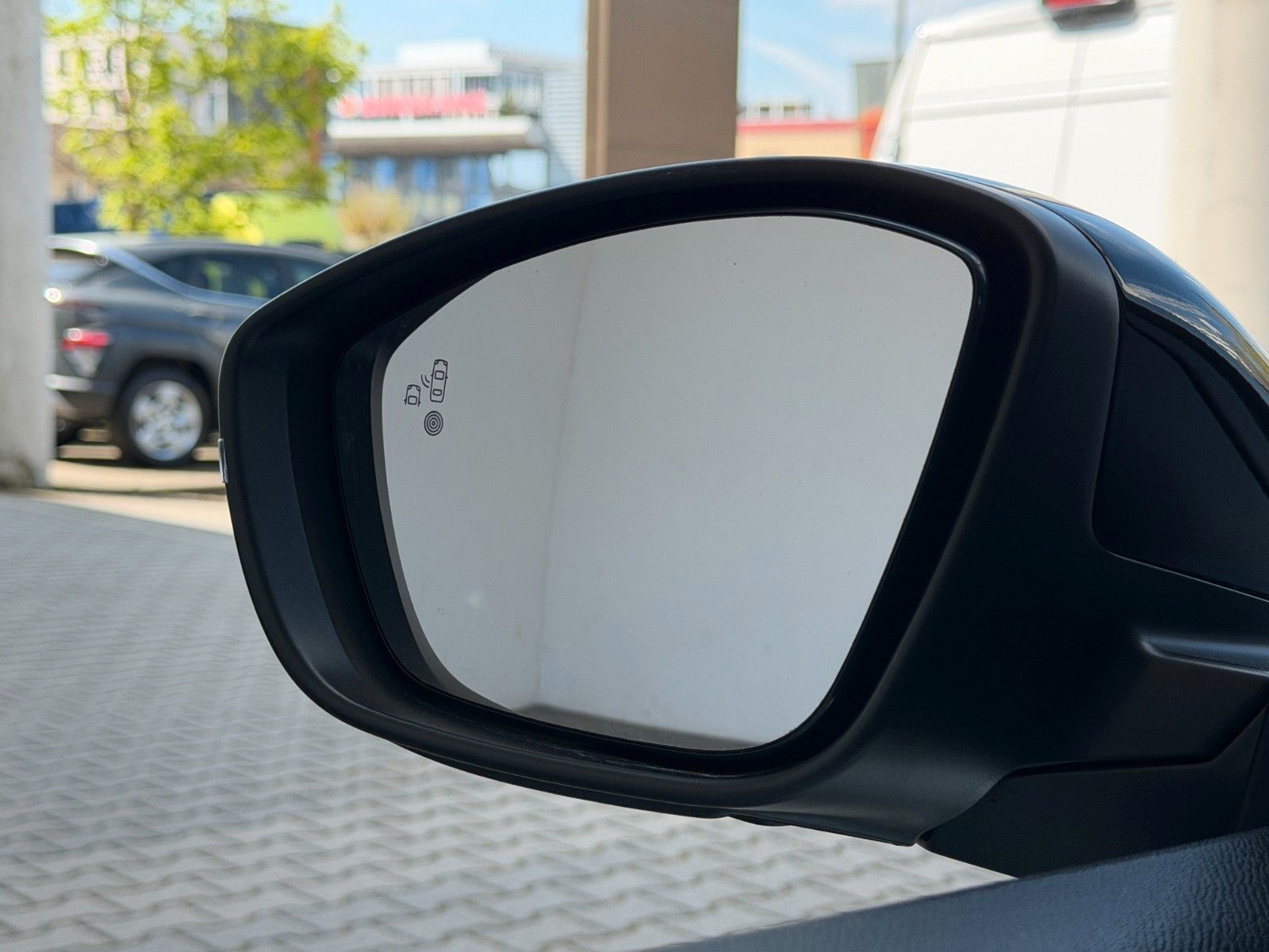 Fahrzeugabbildung Opel Corsa F 1.2 Turbo GS KlimaA,LED,Navi,SHZ,Kam.,LM