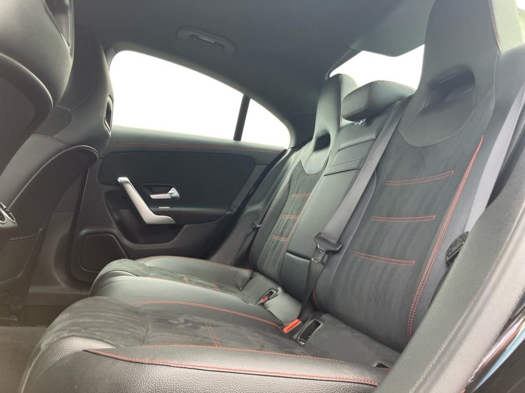 Fahrzeugabbildung Mercedes-Benz CLA 220 d Coupé AMG*KEYLESS*KAMERA*LED*NAVI*AMBI