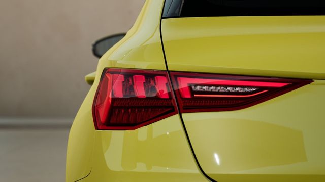 Bild #13: Audi A3 Sportback S line 30TFSI Stronic Navi LED virt