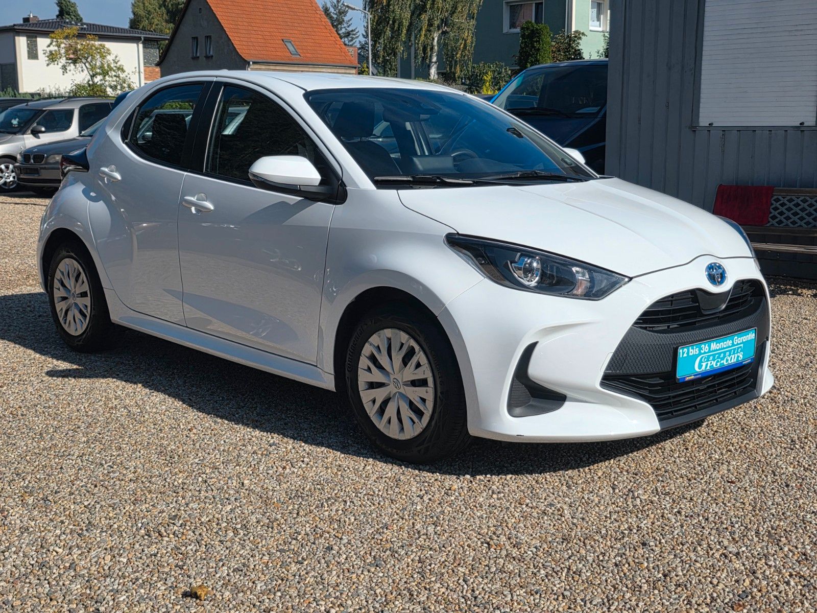 Toyota Yaris 1.5-l-VVT-i Hybrid CVT Business Edition