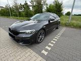 BMW 540 i Sport-Aut. M Sport Leder LED Schiebedach - BMW 540 in Frankfurt (Main)