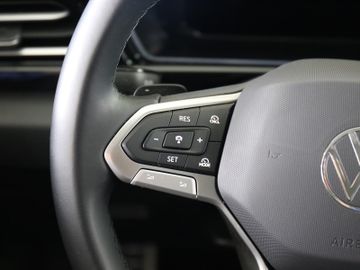 Volkswagen Caddy Maxi eHYBRID DSG STYLE ACC KAM 7SITZ AHK