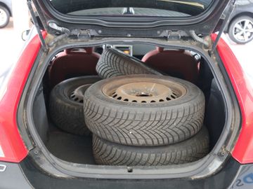 Volvo C30 1.6 KLIMA SITZHZG LM 17Zoll HU 082027l