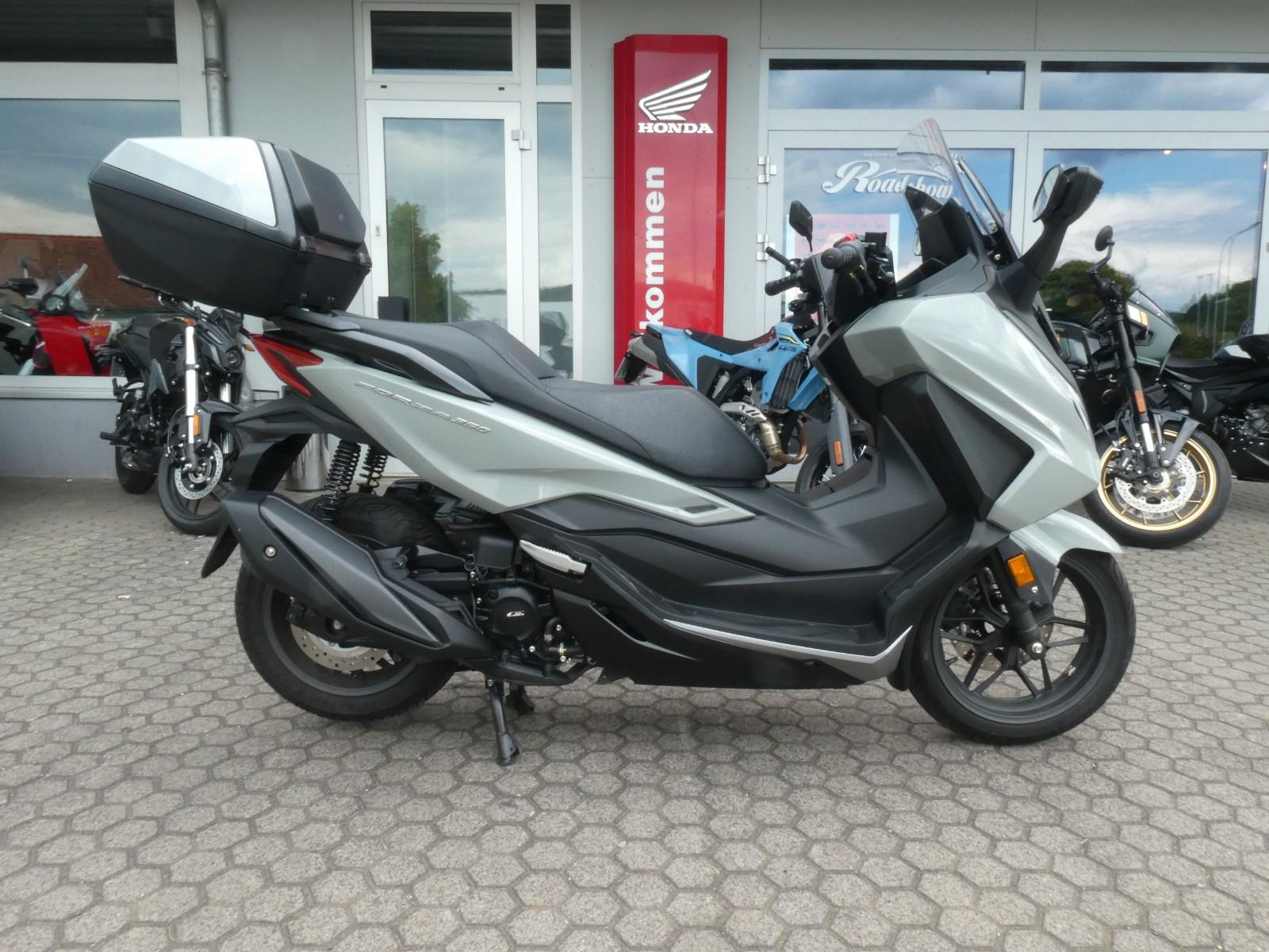 Honda Forza 350 ABS Top Zustand !