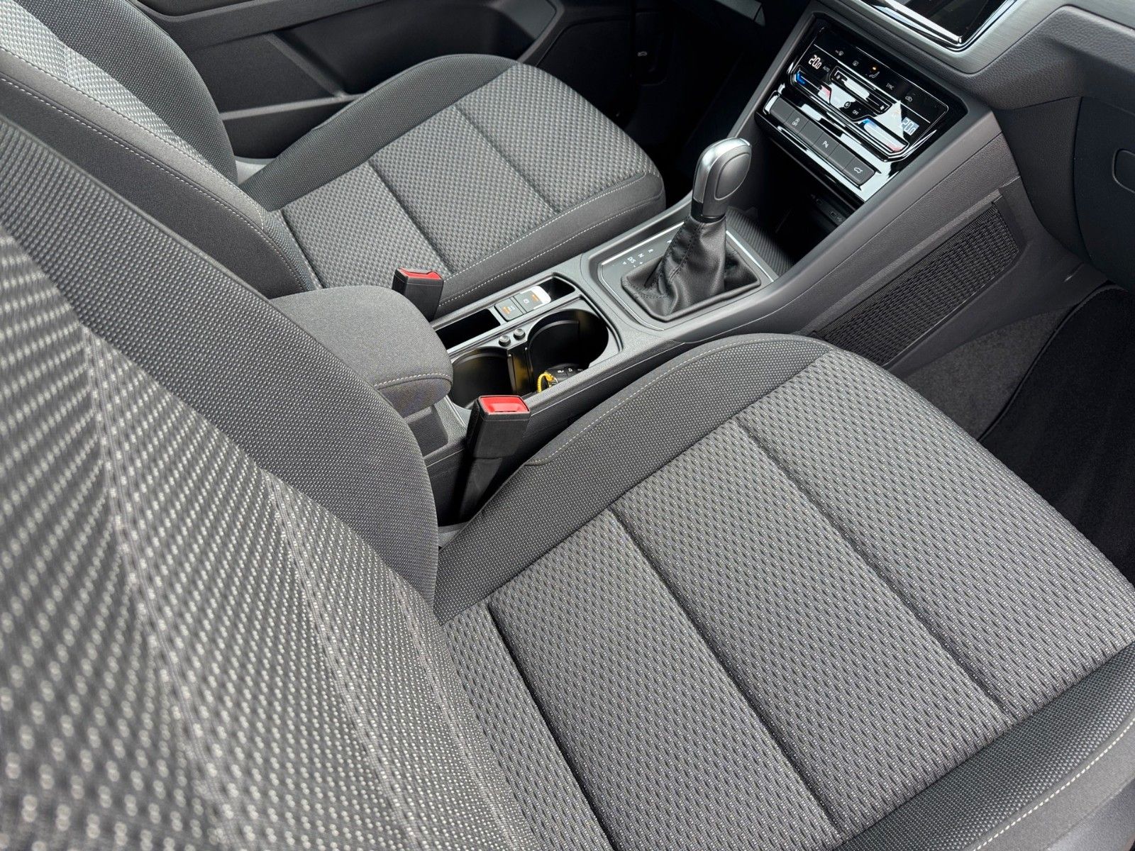 Fahrzeugabbildung Volkswagen Touran Comfortline 1.5 TSI