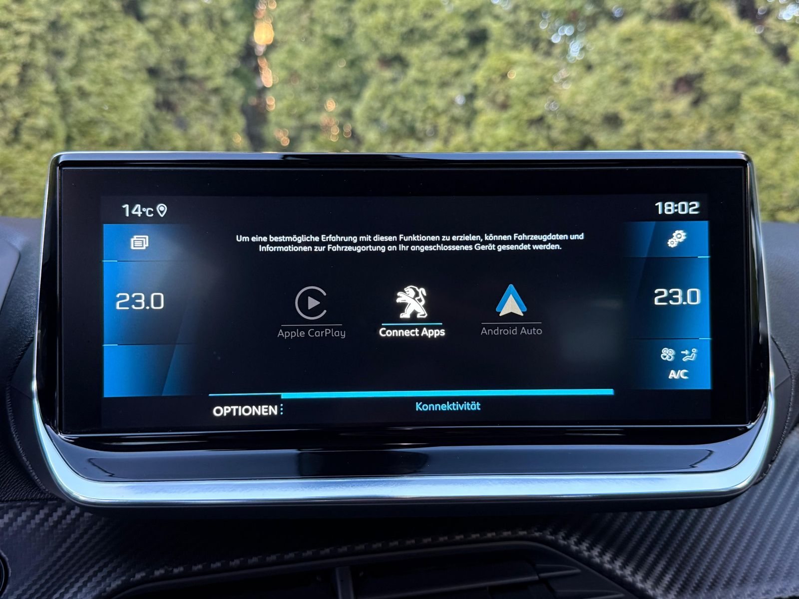 Fahrzeugabbildung Peugeot 2008 1.5 BlueHDI Allure Pack LED+NAV+SHZ+KAM+DAB