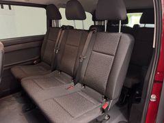 MERCEDES-BENZ Vito Pro Tourer 114 CDI lang*AHK 2.5T*KAM*9 SITZ MERCEDES-BENZ Vito Pro Tourer 114 CDI lang*AHK 2.5T*KAM*9 SITZ