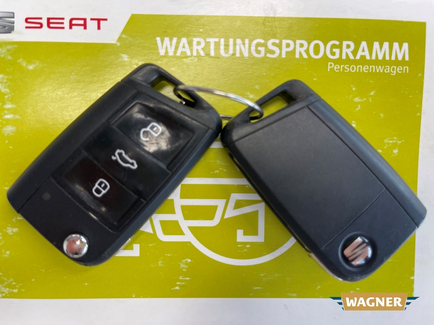Fahrzeugabbildung SEAT Leon SC FR Automatik Klimaautomatik LED