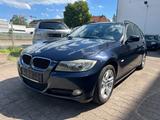 BMW 320 3 Touring 320 i - BMW 320 aus 2011: Kombi