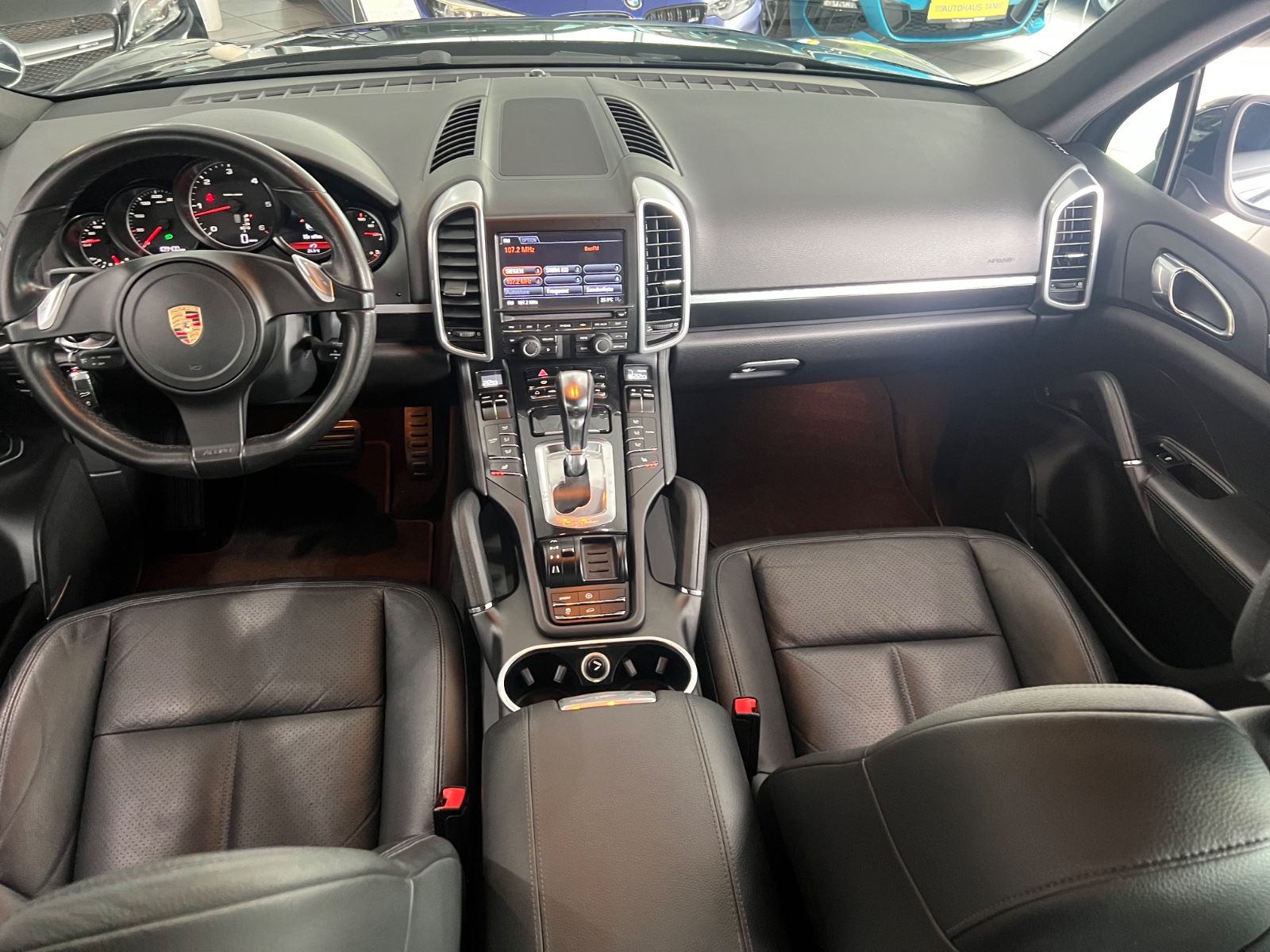 Fahrzeugabbildung Porsche Cayenne Diesel * 1.HAND *SCHECKHEFT BEI PORSCHE*