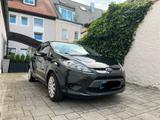 Ford Fiesta 1,25 60kW Champions Edition Champions... - Ford Fiesta mit Benzin-Antrieb: Limousine, Champ