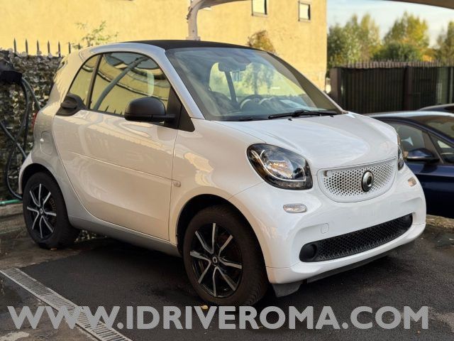 Smart SMART ForTwo 70 1.0 twinamic Pelle/navigazione +