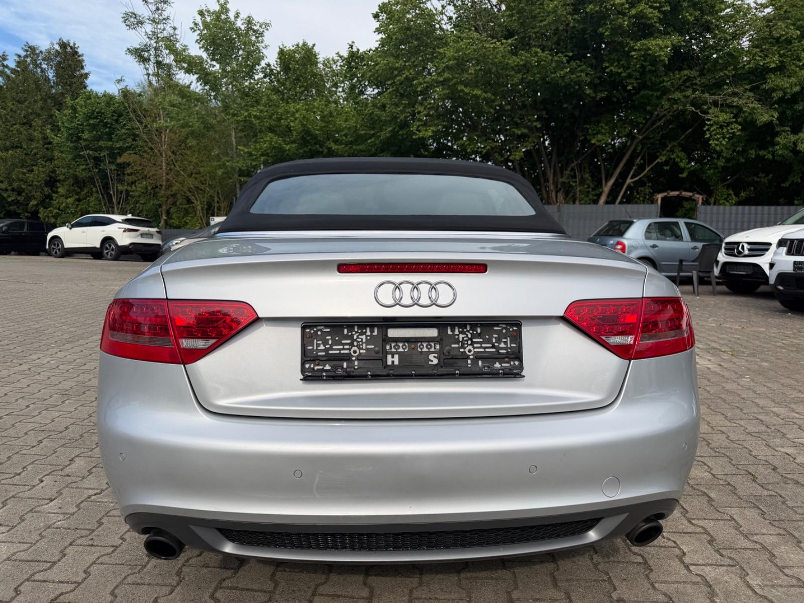 Audi A5 Cabriolet -PDC NAVI Tempo.R.kamera- S-Line