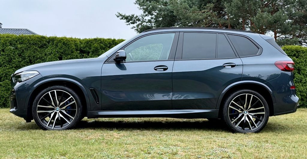 Image of BMW X5