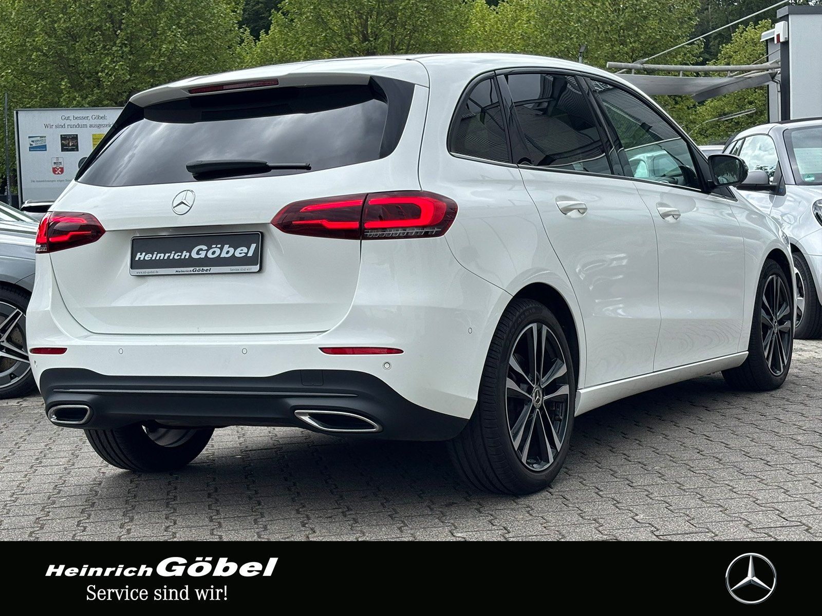 Fahrzeugabbildung Mercedes-Benz B 200 PROGRESSIVE*NAVI-PREMIUM*AMBIENTEBEL*LED